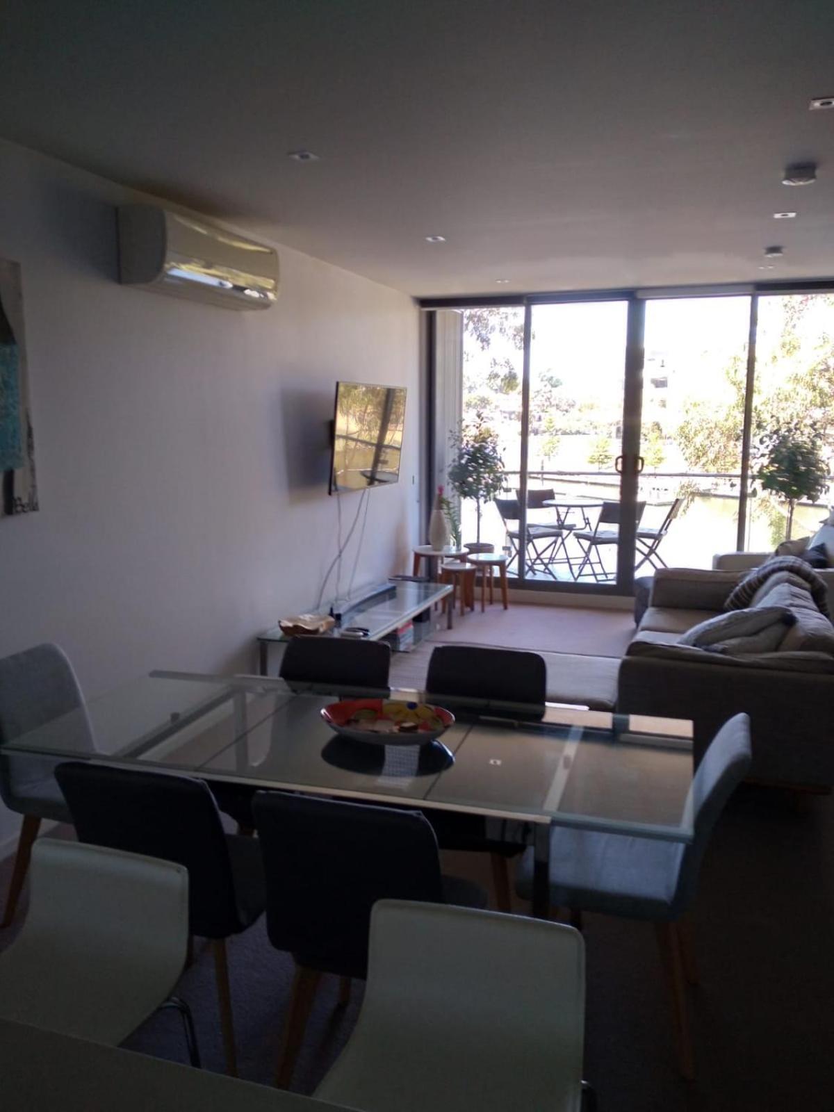 Marina View Apartment On The Maribyrnong River, Melbourne Exterior foto